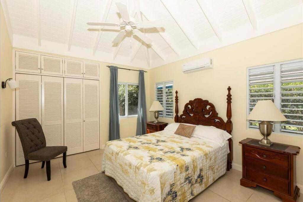 Richmond - Heroes Villa, Ac, Security, Access To Pool, Playground & Private Beach - Welcome Breakfast Basket Exterior photo