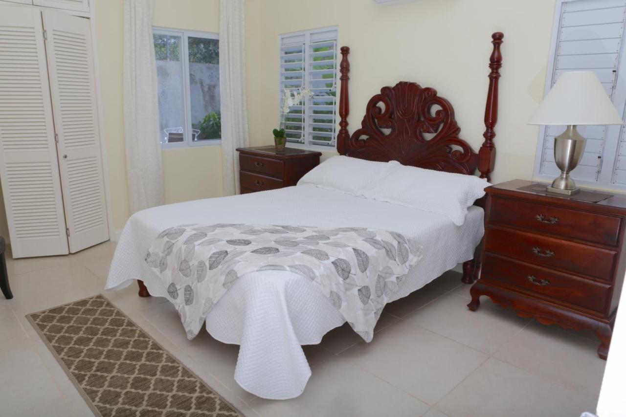 Richmond - Heroes Villa, Ac, Security, Access To Pool, Playground & Private Beach - Welcome Breakfast Basket Exterior photo
